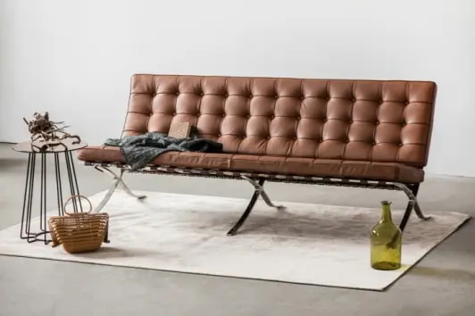 Designerska brązowa sofa pikowana skórzana Barcelona 3